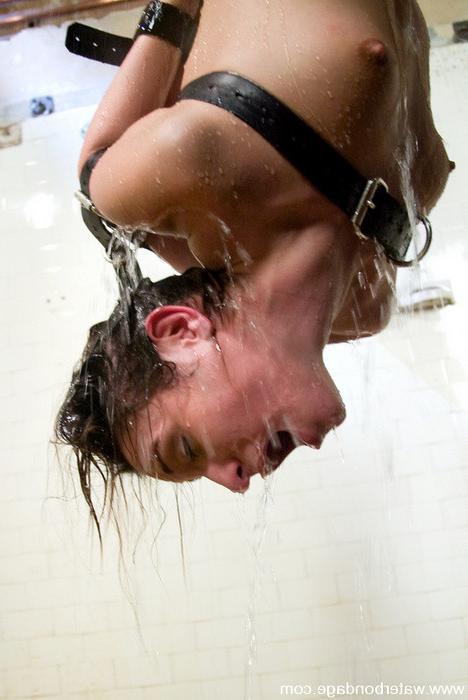 15P Resistant subslut forced underwater