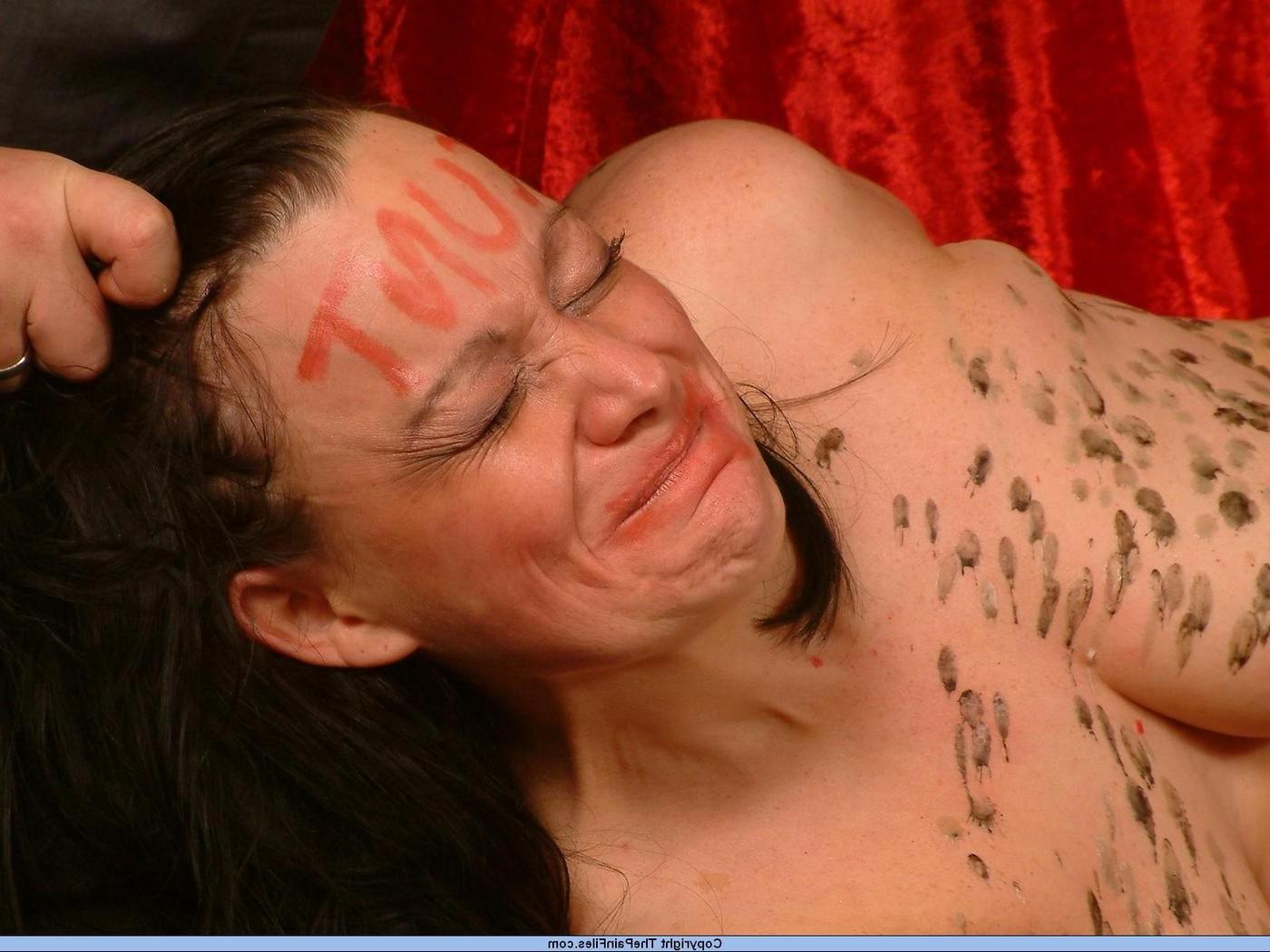 16P Hotwaxing terror torments of crying and screaming sm slavegirl China from englan