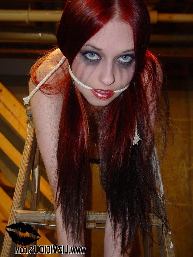 16P famous goth teen liz vicious get a real exciting bondage session