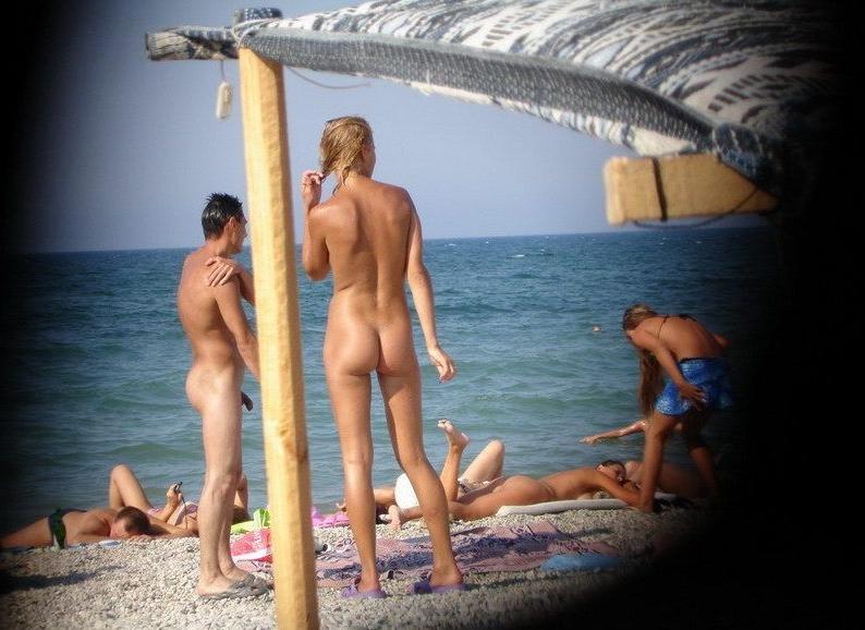 15P Everyone is staring at these gorgeous nudist teens