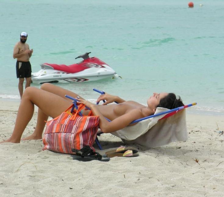15P Check out gorgeous blonde nudists having some fun