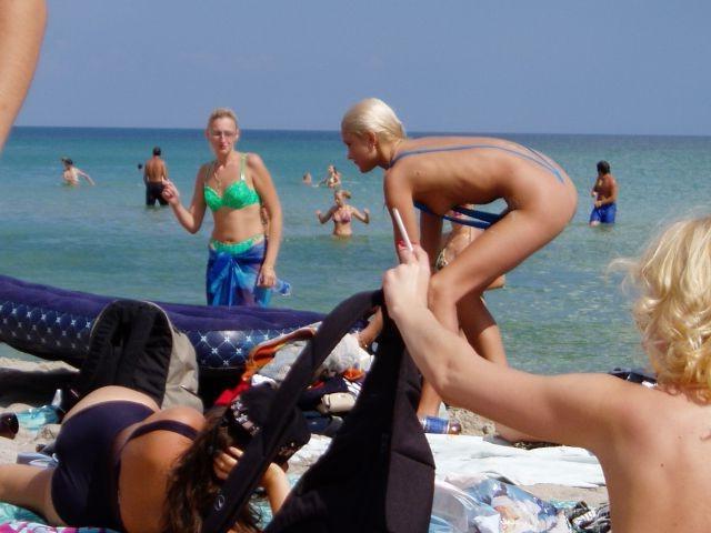 15P Check out gorgeous blonde nudists having some fun