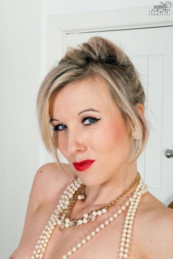 15P Blonde Evey Kristal in her sexy white lingerie on the bed
