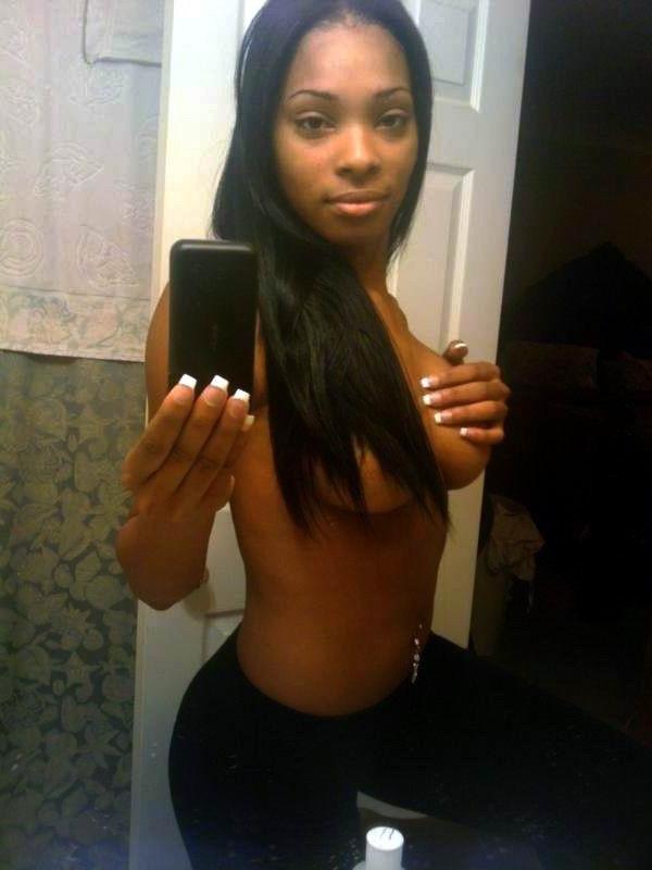 15P black girls showing off their perfect bodies