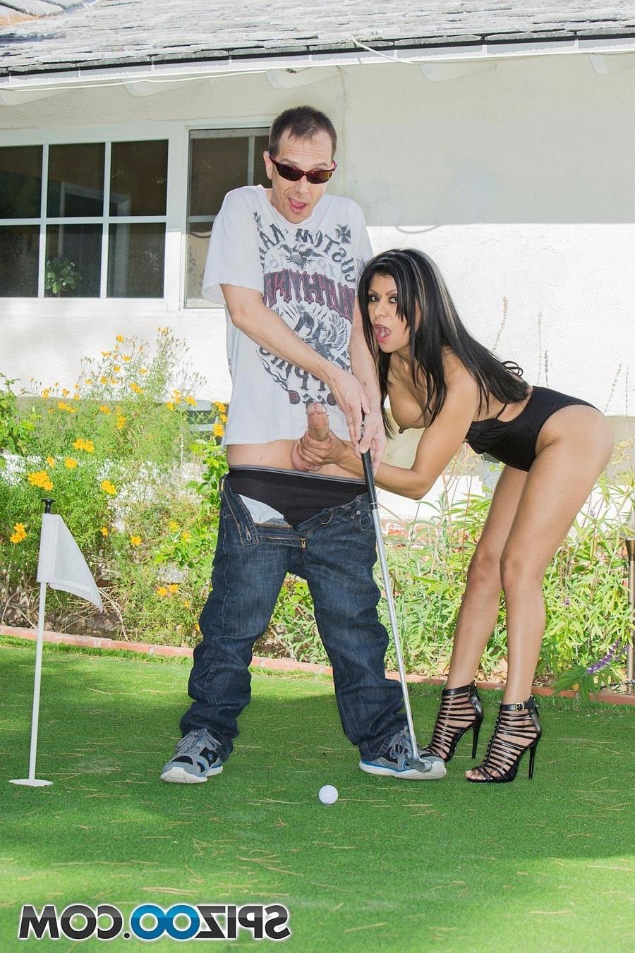 15P Gabby Quinteros Golf Time