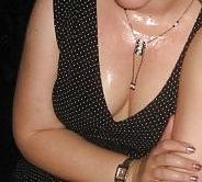 25P Friends' Cleavage