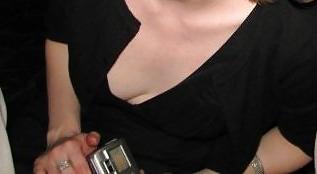 25P Friends' Cleavage