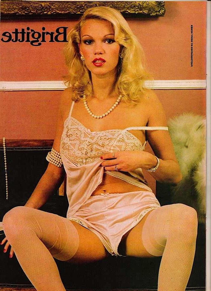 15P Brigitte Lahaie vintage XXX pics