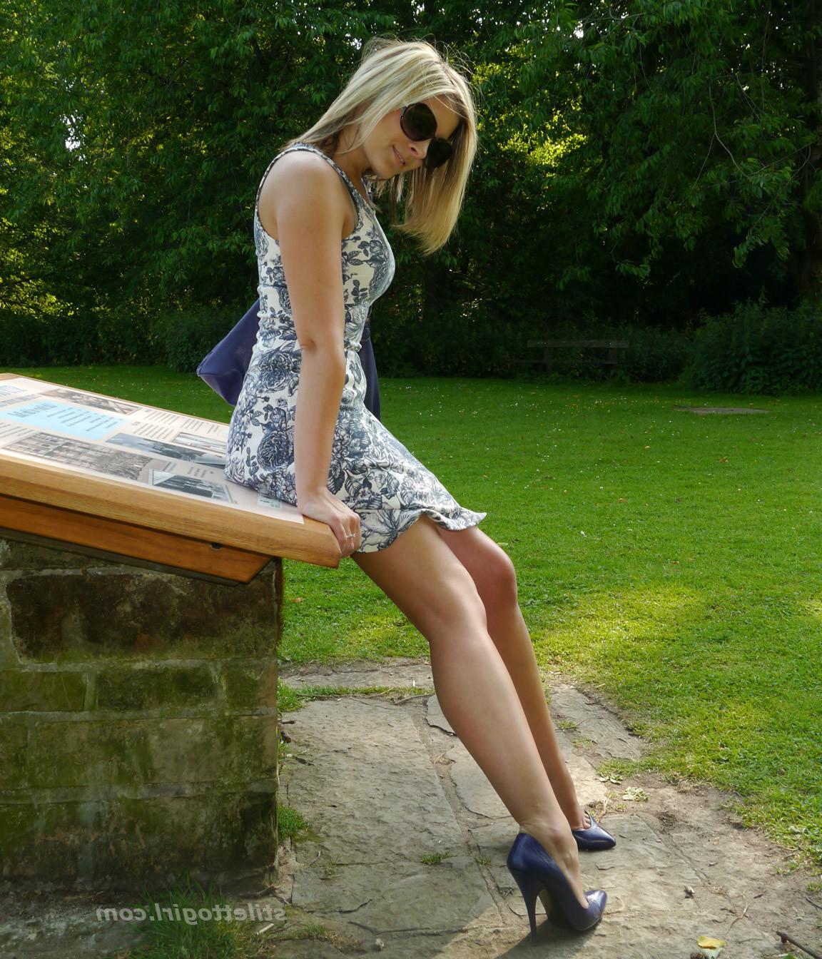 16P Blonde goddess Naomi is flashing her cheeky long legs in shiny nylons and high p