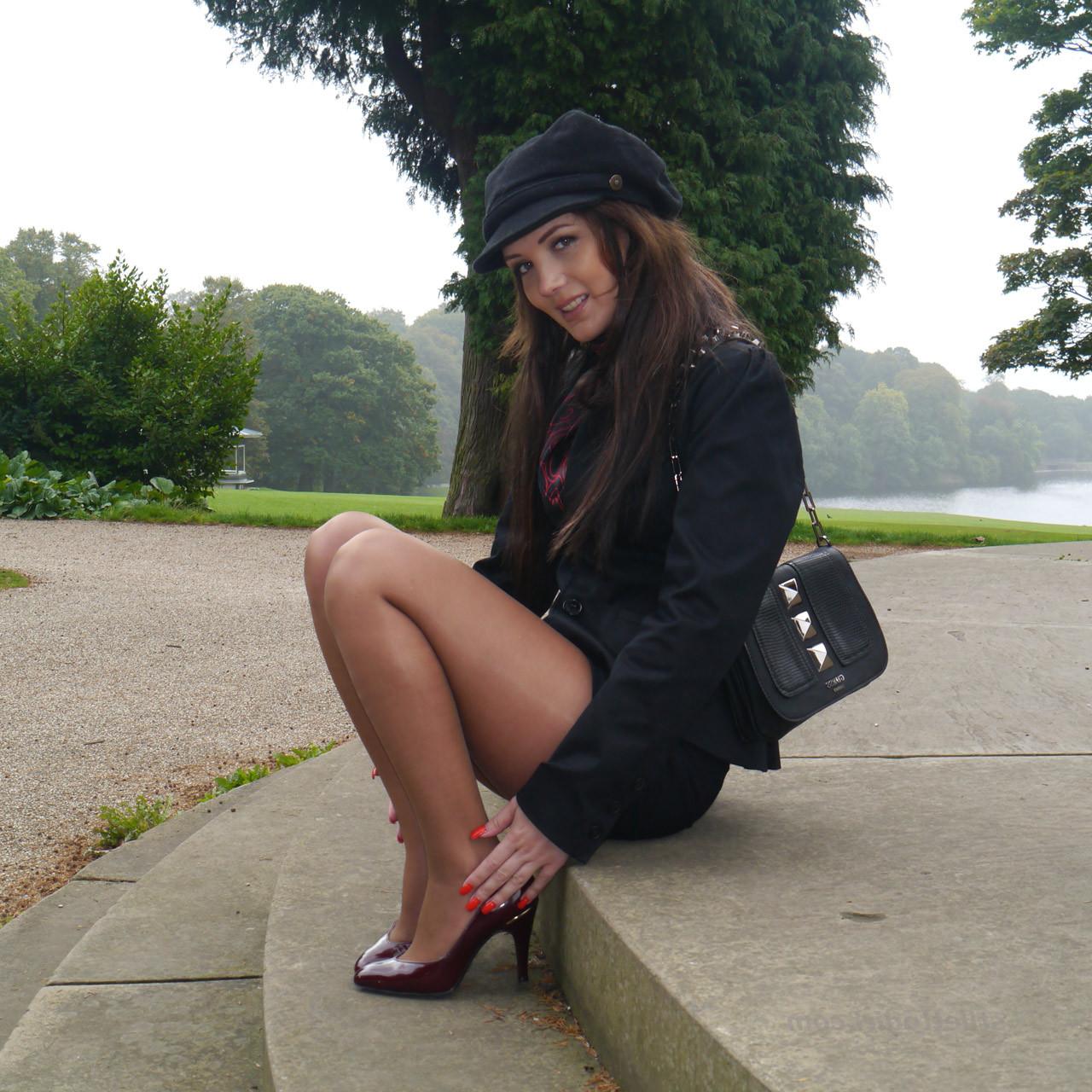 16P Stunning fetish babe shows off her amazing legs wearing a short skirt nylons and