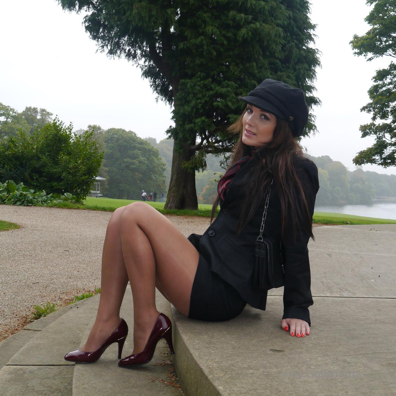 16P Stunning fetish babe shows off her amazing legs wearing a short skirt nylons and