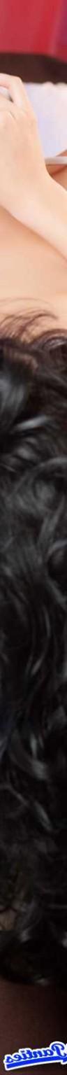 18P Reanna white lace thong on the bed