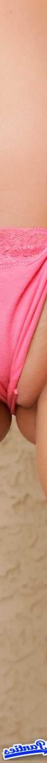 18P Kayden pink cotton briefs topless outside