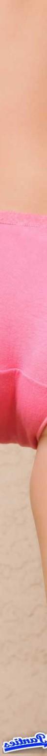 18P Kayden pink cotton briefs topless outside
