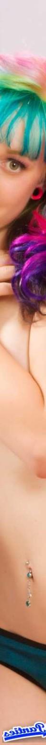 18P Hannah topless shiny briefs