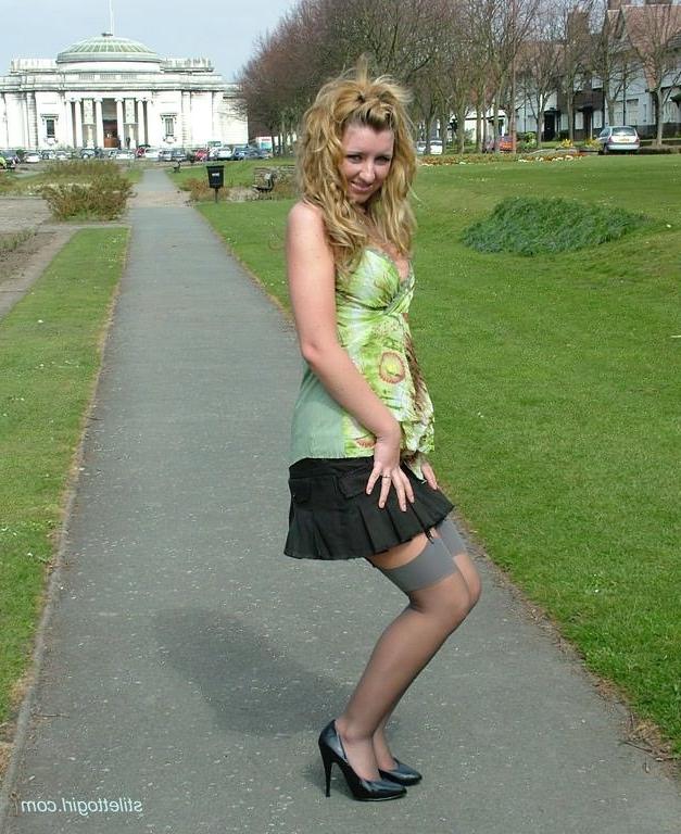 15P Stiletto girl in heels and stockings public