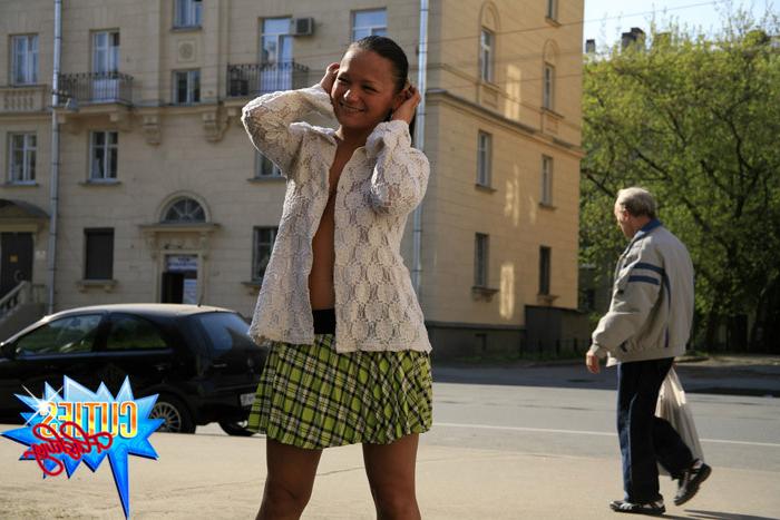 16P Petite tart flashes her massive melons in public
