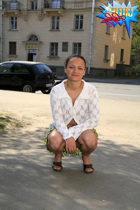 16P Petite tart flashes her massive melons in public