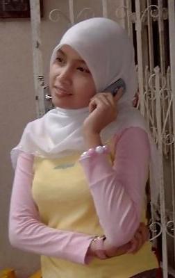 25P Hijab Asian Indo Girls