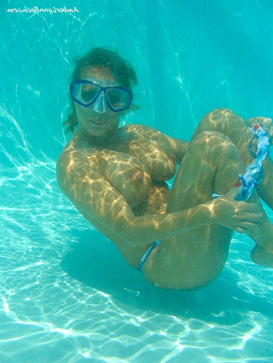 15P Amber underwater photos