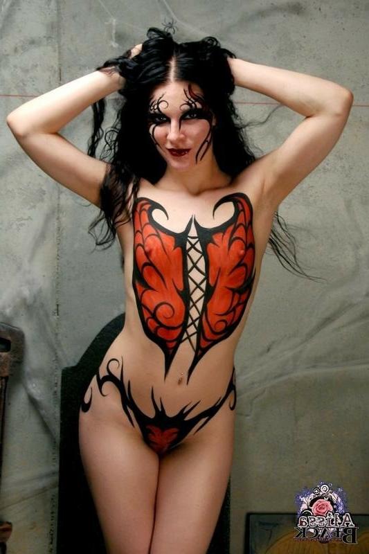 15P Alissa Black In Goth Body Paint