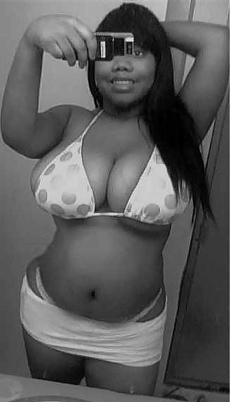 25P Nice Big Knockers
