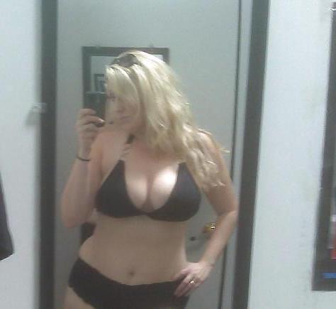 25P Nice Big Knockers