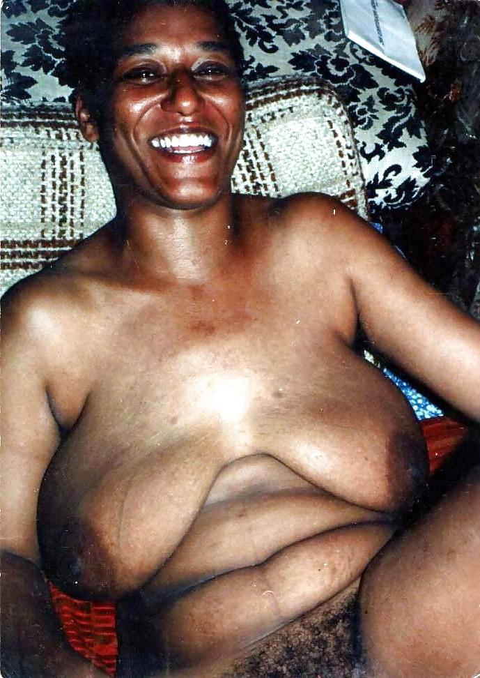24P Hot Black Amateur Babes