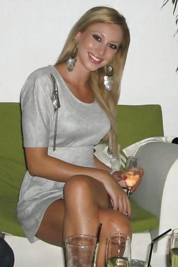 15P Turkish Girl