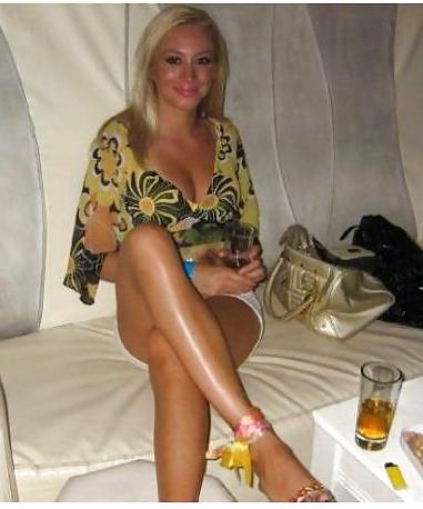 15P Turkish Girl