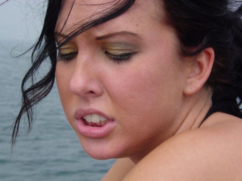 20P Classy yacht model shows booty.|Cold babe nipples gets warm treatment.|Delectabl