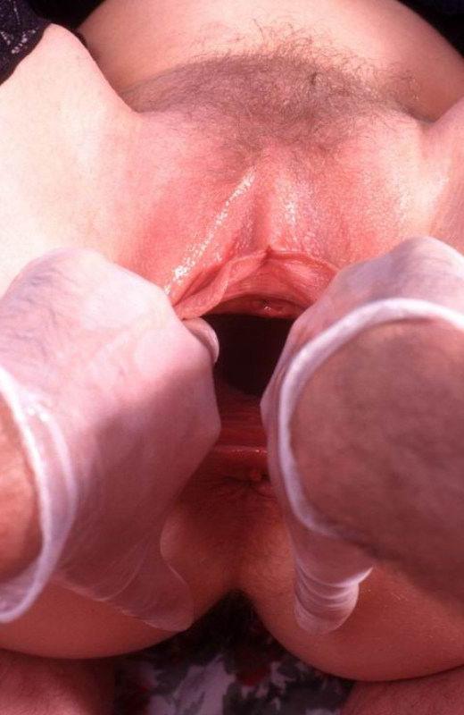 15P extreme pussy stretching