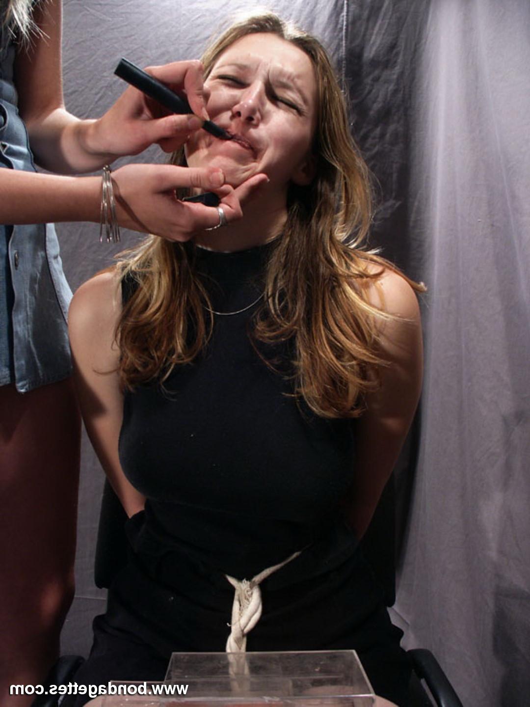 16P Amateur subbie Isanne is bound up by her cruel Mistress and then