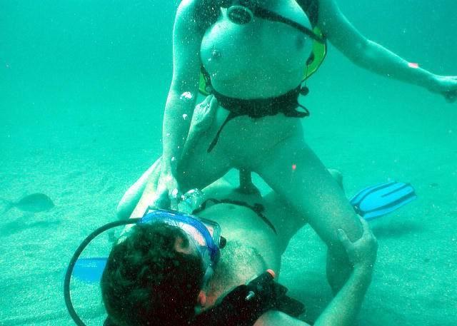 16P weird and funny adult images