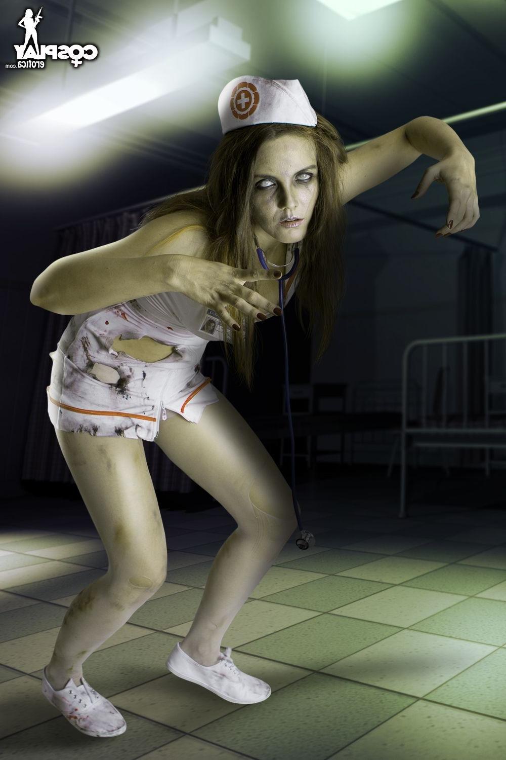 16P Cosplay featuring Walking Dead zombie in nurse uniform naked