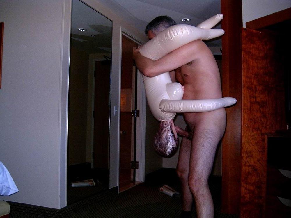 18P Real doll gets fucked by kinky guy