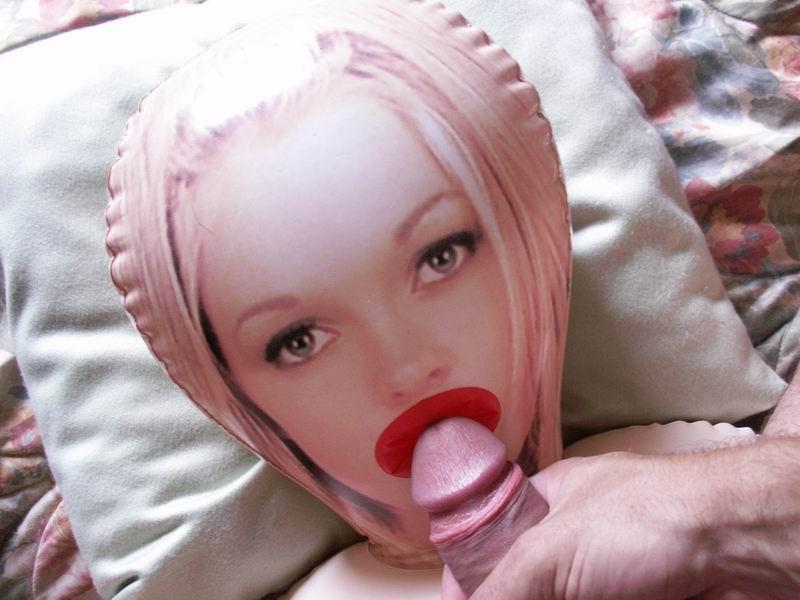 18P Real doll gets fucked by kinky guy