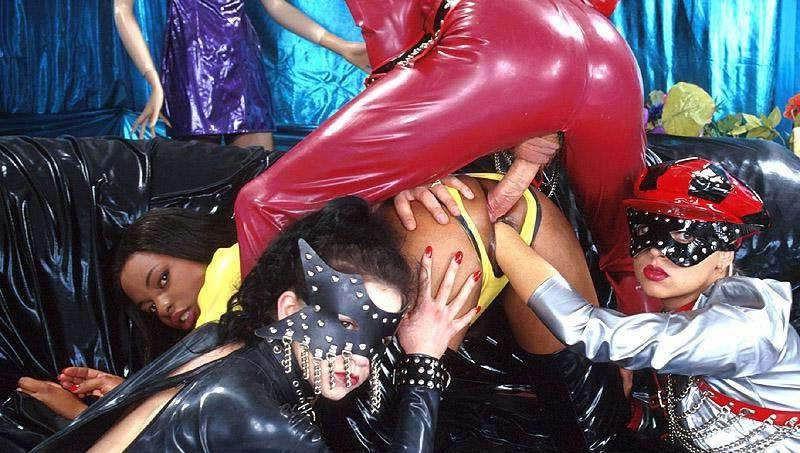 20P anal hardcore extreme fisting 4some