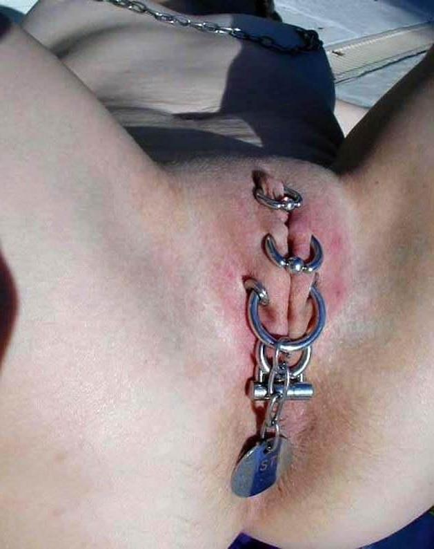15P Extreme tattoo and piercing