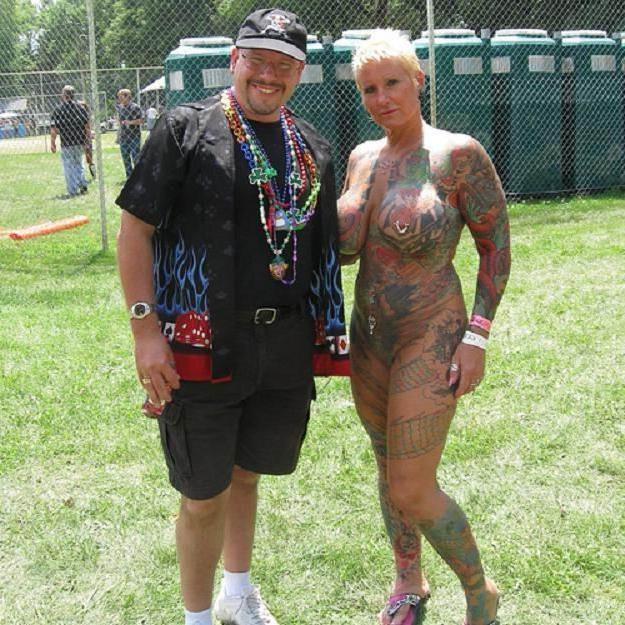 9P Extreme tattoo and piercing