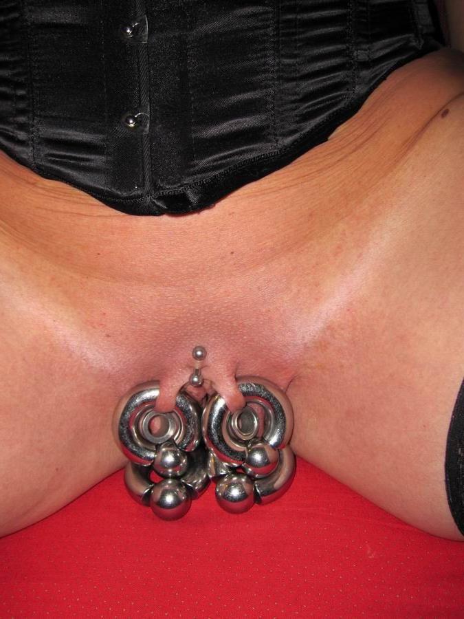 16P Extreme tattoo and piercing