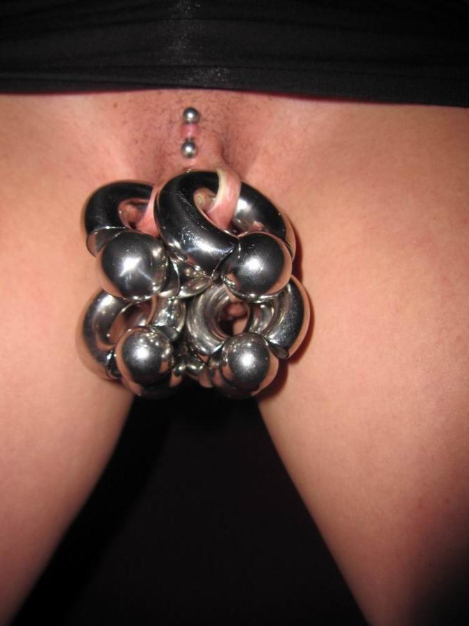 16P Extreme tattoo and piercing