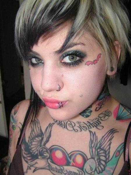 14P Extreme tattoo and piercing