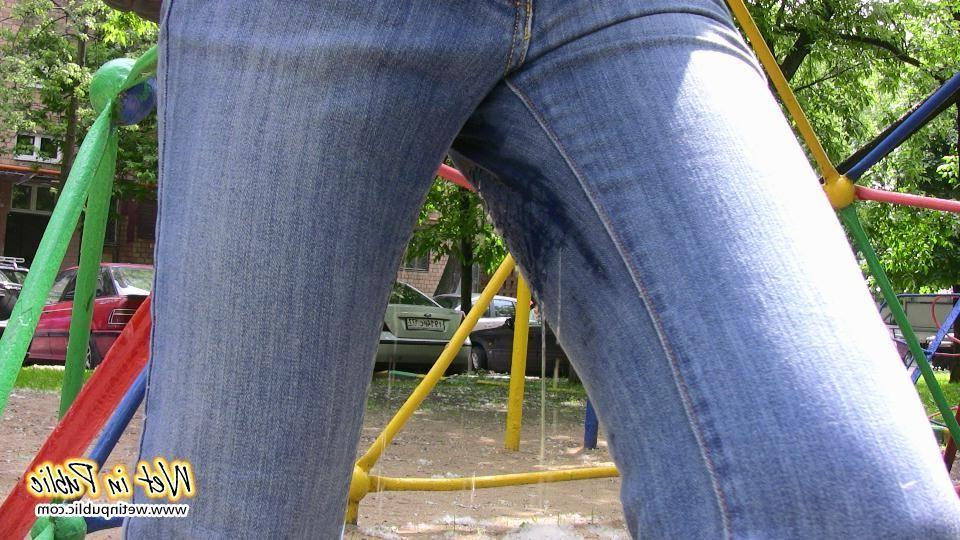 16P Cutie finds no better place to wet her pants than this quiet playground