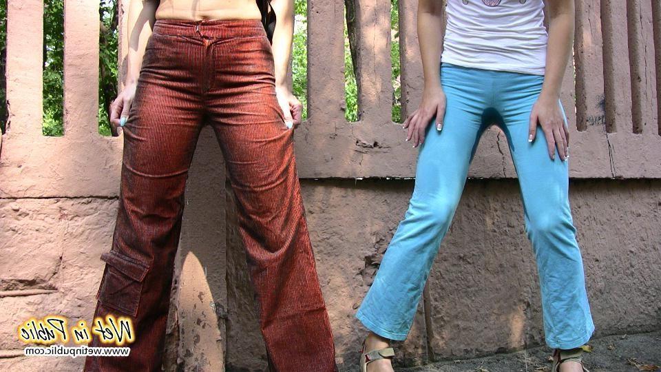 16P Two traveling girlfriends can't find the toilet and pee their pants