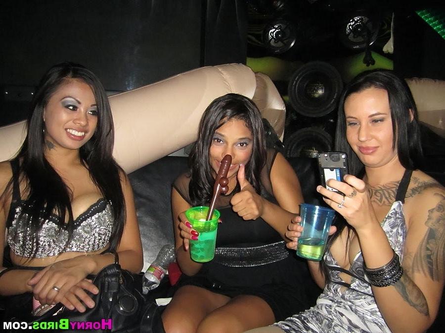 15P Amateur girlfriends CFNM partying with stiff cocks on vacation