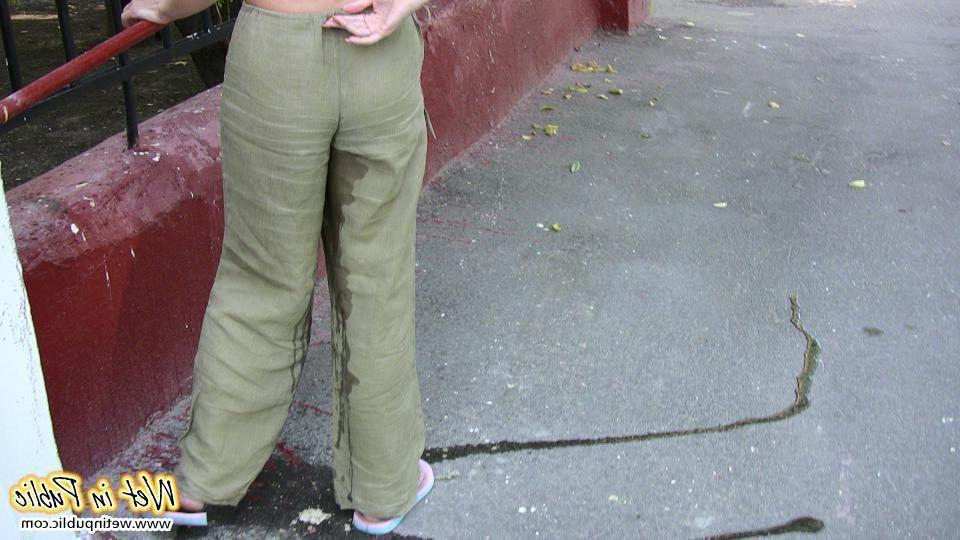 12P Fair hotsy does her best to keep urine in but pisses herself in public