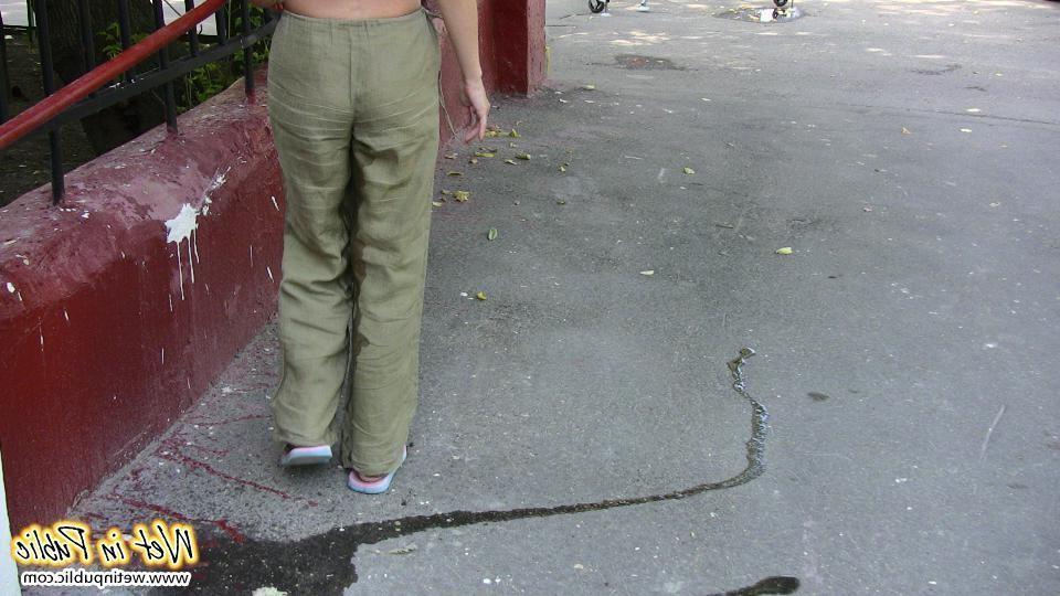 12P Fair hotsy does her best to keep urine in but pisses herself in public