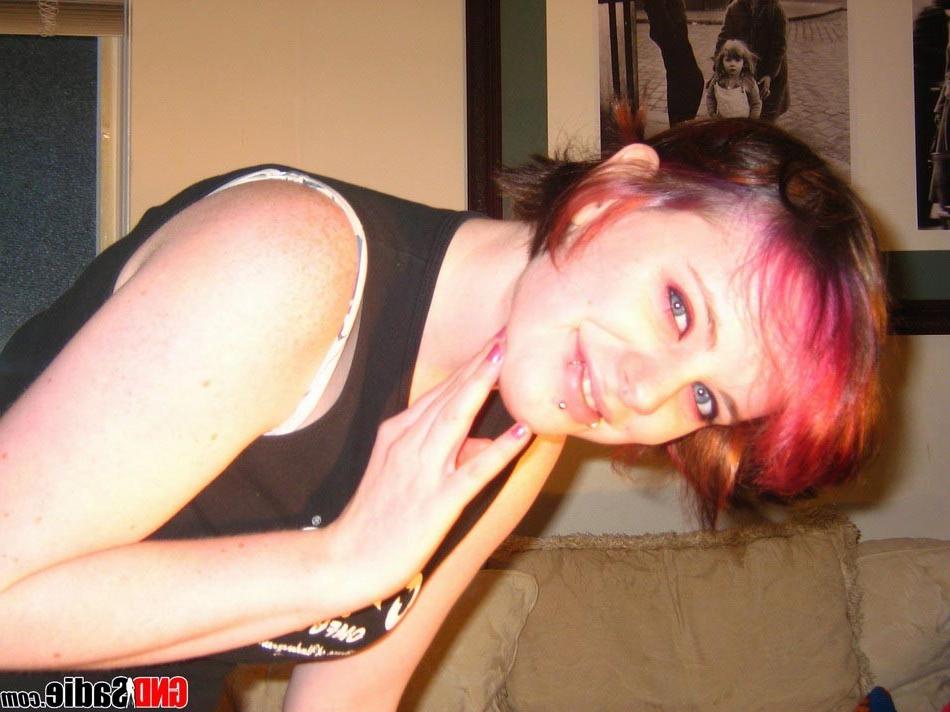 16P Alt punk girl Sadie pierced