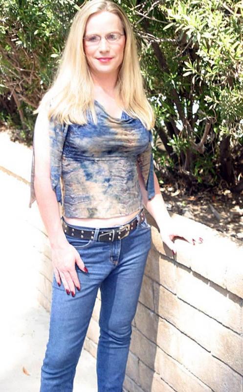 20P Blond tranny shows cock in backyard